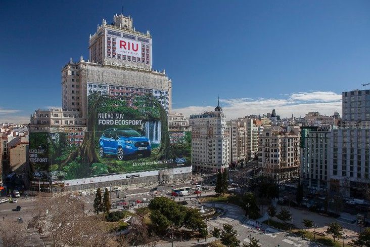 5265 m2 de surface d’affichage