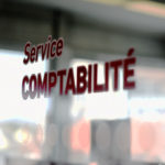 Lettrages adhésifs Mises en classeur, amélioration de l'espace de travail, impression sur dibond, impression stickers, porte téléphone gravé et imprimé, etc.